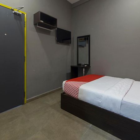 Oyo 876 Hotel Sanctuary Petaling Jaya Eksteriør billede
